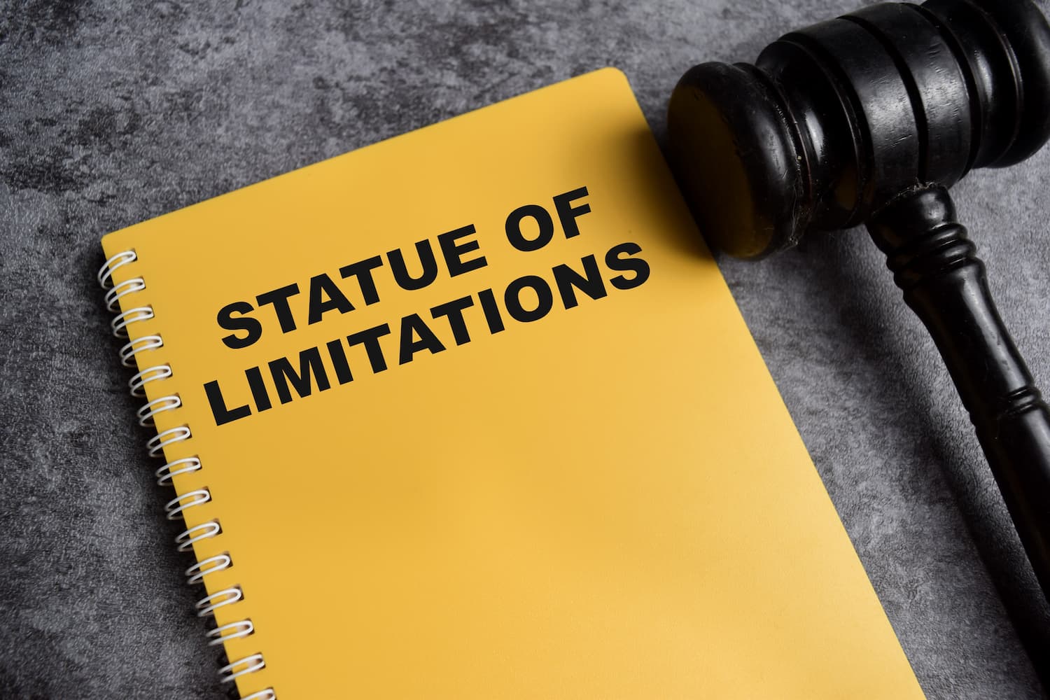 Colorado Statute of Limitations for Uninsured Motorist Claims and UM/UIM Deadlines Statute of limitations for uninsured motorist claims in Colorado showing legal deadlines to file UM or personal injury lawsuits